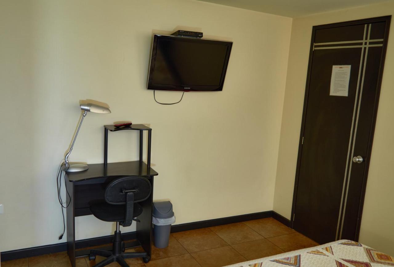 Hotel Alojate In Bogotá Dış mekan fotoğraf