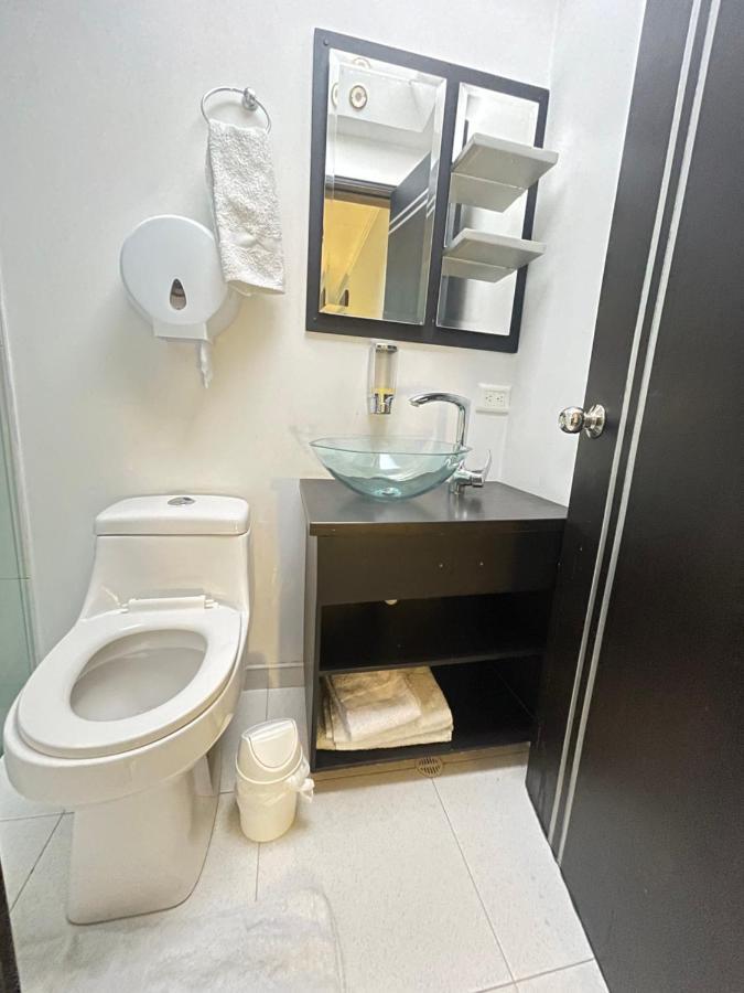 Hotel Alojate In Bogotá Dış mekan fotoğraf